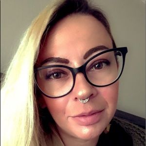 Meet your Posher, Jillian